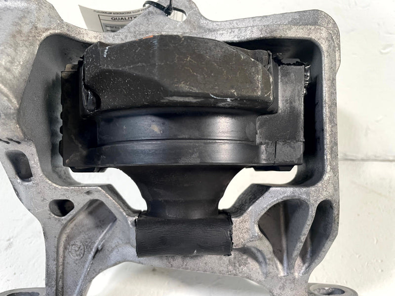 Load image into Gallery viewer, 2017-2025 MAZDA CX-5 FRONT RIGHT ENGINE FRAME MOUNT SUPPORT BRACKET 2.5L #113821