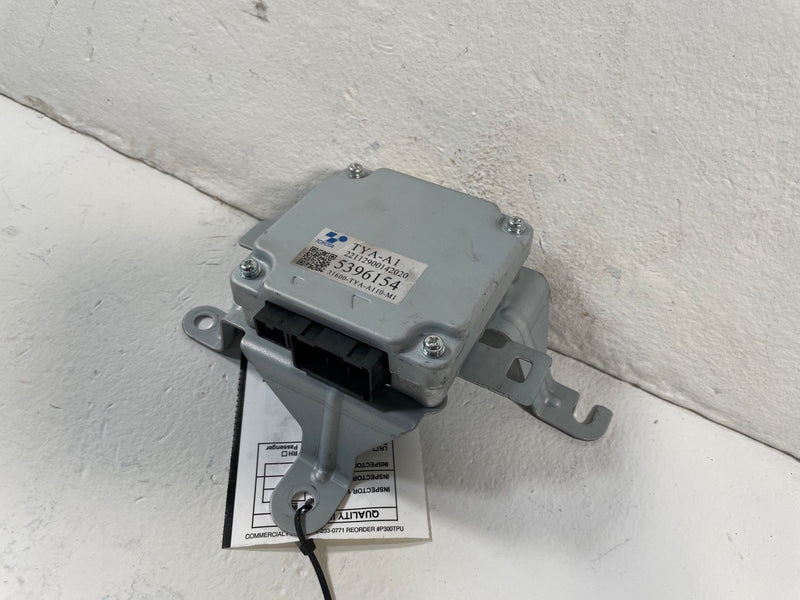 Load image into Gallery viewer, 2023-2025 HONDA PILOT POWER SUPPLY VOLTAGE STABILIZER CONTROL MODULE # 109617