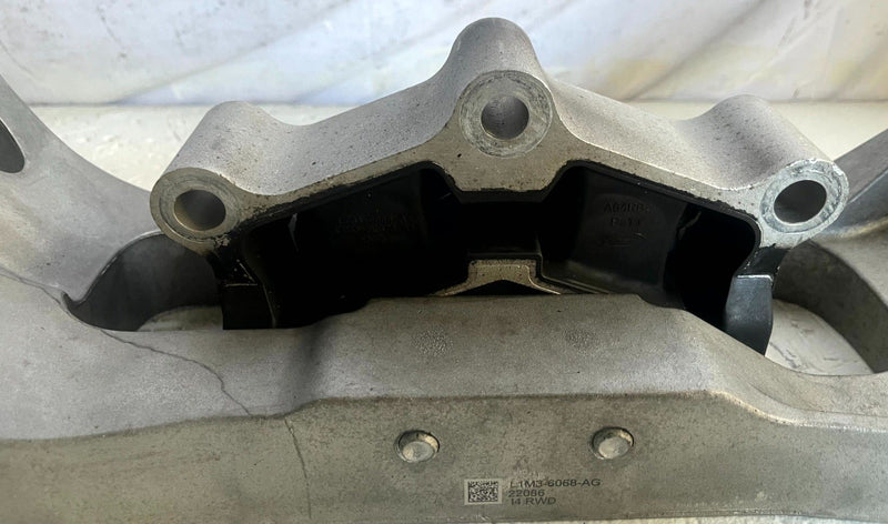 Load image into Gallery viewer, 2020 - 2026 FORD EXPLORER AUTOMATIC TRANSMISSION MOUNT BRACKET 2.3L # 111067
