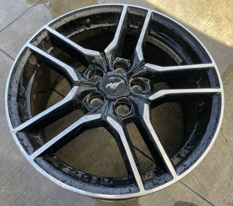 Load image into Gallery viewer, FORD MUSTANG 18x8 10 5 SPLIT SPOKE ALLOY WHEEL RIM W/TIRE (ONLY#1) 18-23 #113575