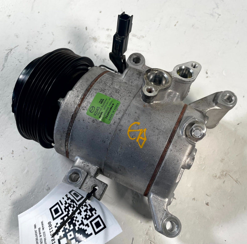 Load image into Gallery viewer, 13-25 MAZDA CX-5 AC AIR CONDITIONING COMPRESSOR & CLUTCH KD45-61-450A # 113781