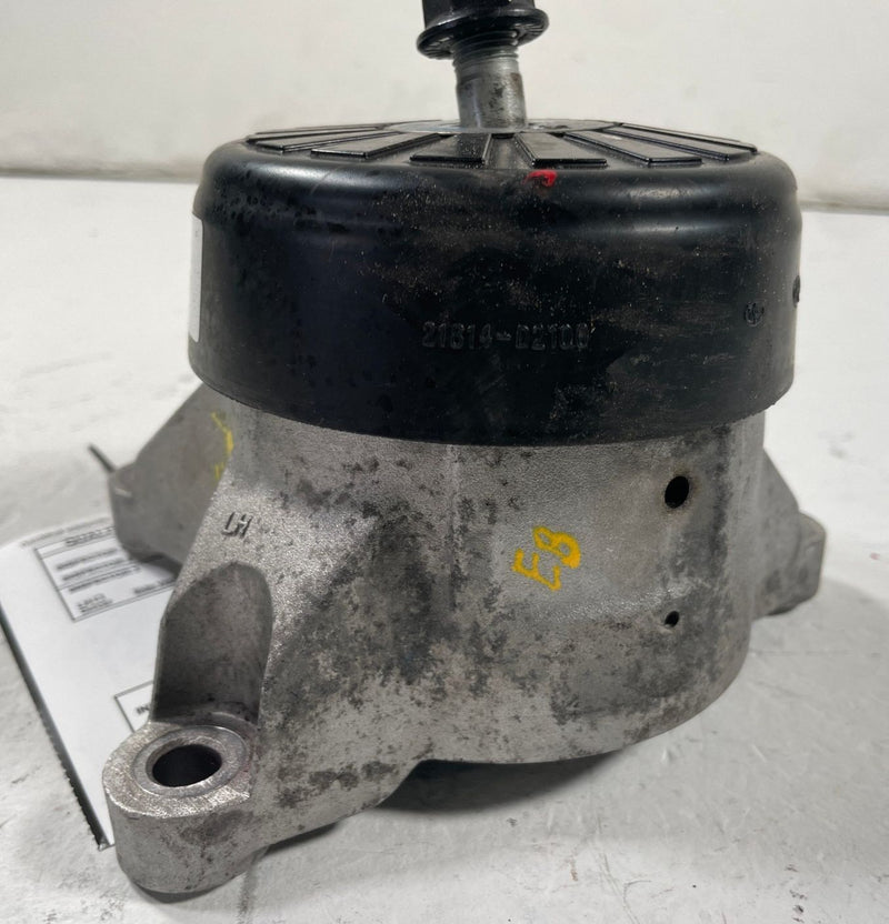 Load image into Gallery viewer, 2019-2023 GENESIS G70 RWD FRONT LEFT DRIVER SIDE ENGINE MOTOR MOUNT 2.0L #110946