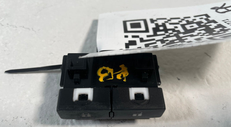 Load image into Gallery viewer, 2021-25 NISSAN ROGUE KICKS FRONT RIGHT PASSENGER DOOR LOCK UNLOCK SWITCH #106771