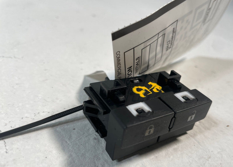 Load image into Gallery viewer, 2021-25 NISSAN ROGUE KICKS FRONT RIGHT PASSENGER DOOR LOCK UNLOCK SWITCH #106771