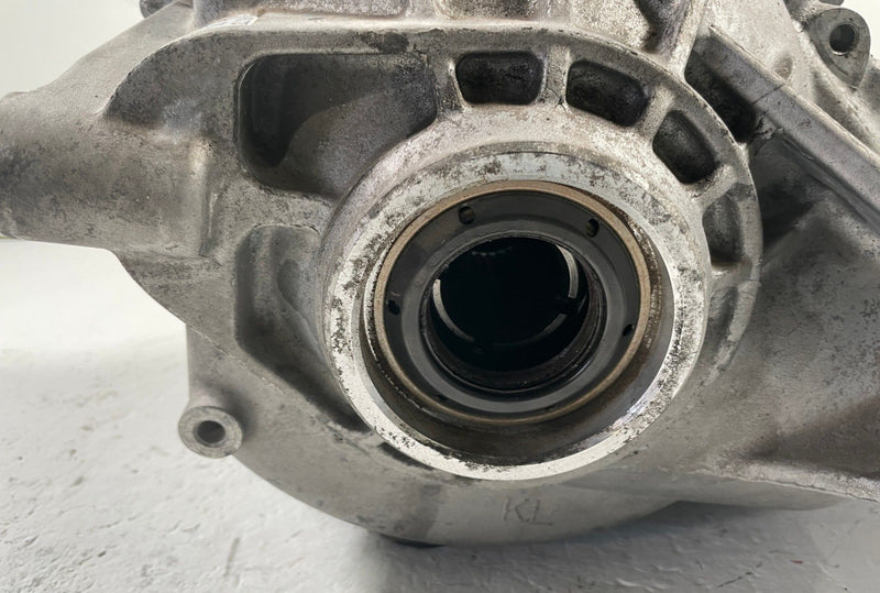 Load image into Gallery viewer, 2019 - 2023 GENESIS G70 RWD REAR AXLE DIFFERENTIAL CARRIER ASSEMBLY 2.0L #110990
