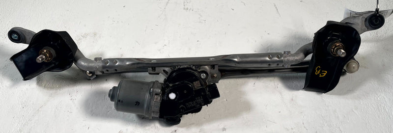 Load image into Gallery viewer, 2017-2025 MAZDA CX-5 FRONT WINDSHIELD WIPER LINKAGE W/ MOTOR TK7867340A # 113786