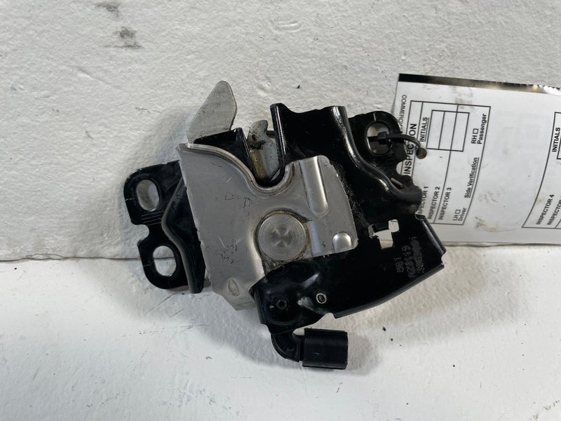Load image into Gallery viewer, 2023-2025 HONDA PILOT FRONT RIGHT PASSENGER SIDE HOOD BONNET LOCK LATCH # 109616