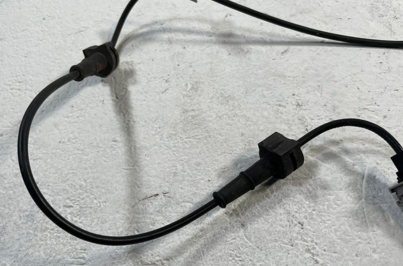 Load image into Gallery viewer, 2023 - 2025 HONDA PILOT FRONT LEFT OR RIGHT SIDE ABS WHEEL SPEED SENSOR # 109607