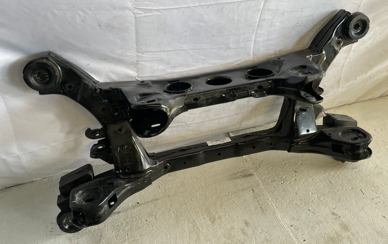 Load image into Gallery viewer, 24-26 HYUNDAI SANTA FE FWD REAR SUSPENSION CRADLE CROSSMEMBER SUBFRAME # 108718