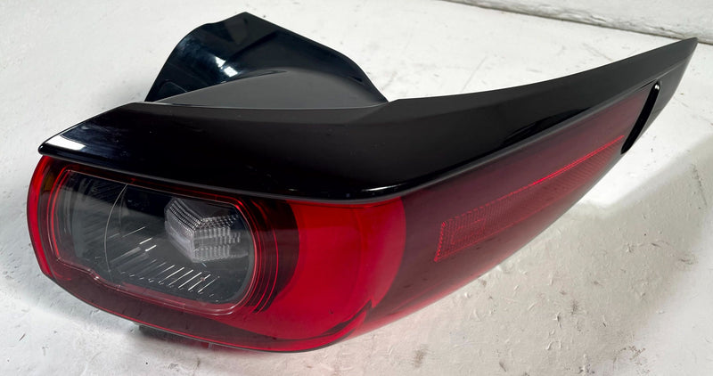 Load image into Gallery viewer, 2022-2025 MAZDA CX-5 REAR RIGHT SIDE QUARTER OUTER LED TAIL LIGHT LAMP # 113780
