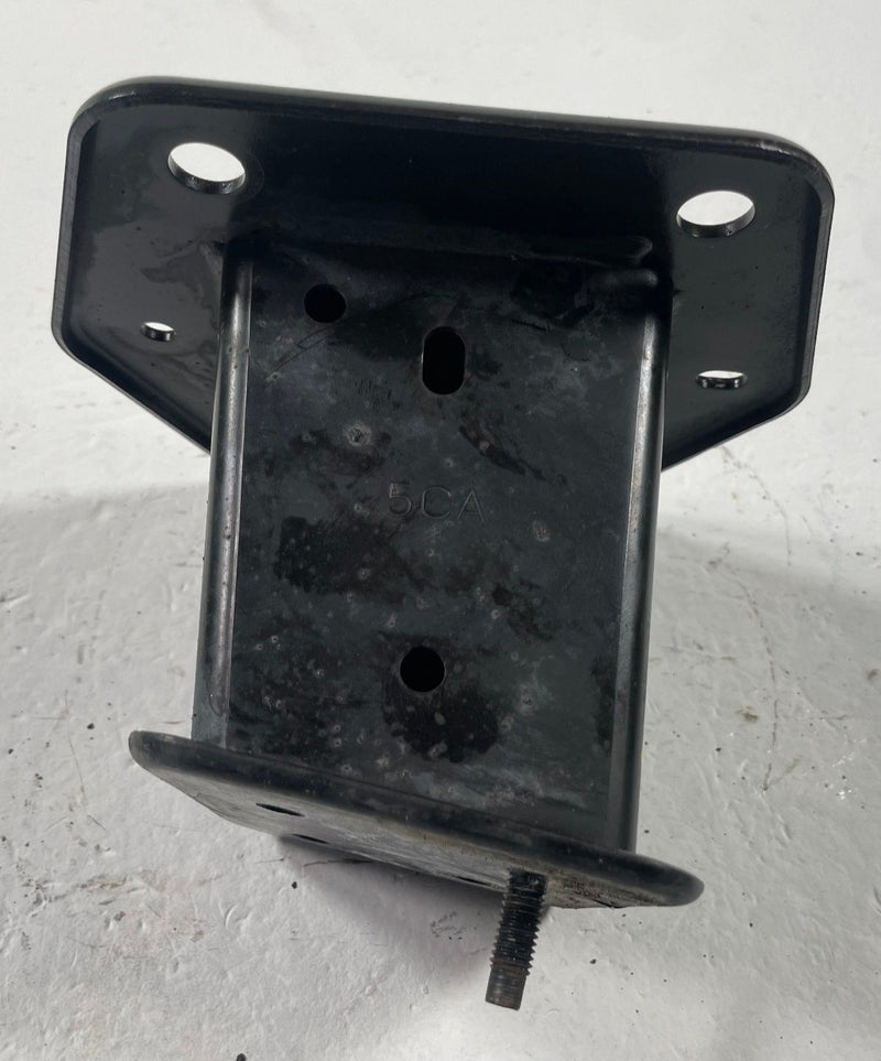 Load image into Gallery viewer, 17-22 INFINITI Q60 REAR LH & RH SIDE BUMPER IMPACT BAR STAY BRACKET PAIR #112480