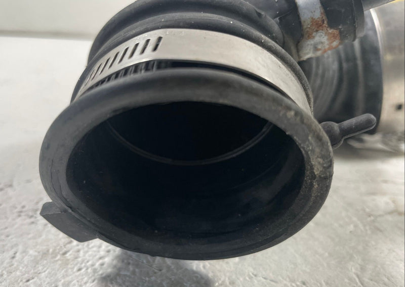 Load image into Gallery viewer, 17-22 INFINITI Q60 FRONT RIGHT AIR INTAKE RESONATOR DUCT HOSE TUBE 3.0L # 112476