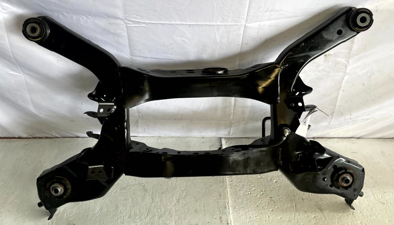 Load image into Gallery viewer, 2021 - 2025 NISSAN ROGUE REAR SUSPENSION SUBFRAME CROSSMEMBER CRADLE # 106882