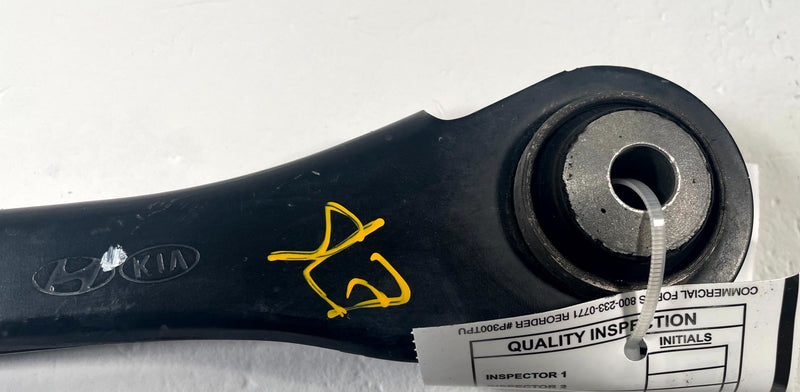 Load image into Gallery viewer, 2019-26 GENESIS G70 REAR RIGHT PASSENGER SIDE REARWARD UPPER CONTROL ARM #113876