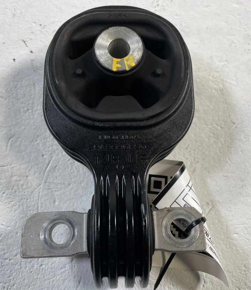 Load image into Gallery viewer, 2019-2025 ACURA RDX UPPER ENGINE FRAME MOUNT SUPPORT BRACKET TORQUE ROD # 109736