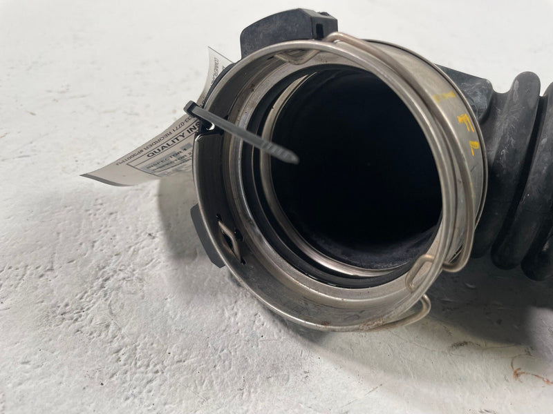 Load image into Gallery viewer, 16-24 INFINITI Q60 Q50 LEFT SIDE AIR CLEANER INTAKE DUCT HOSE TUBE 3.0L # 112479