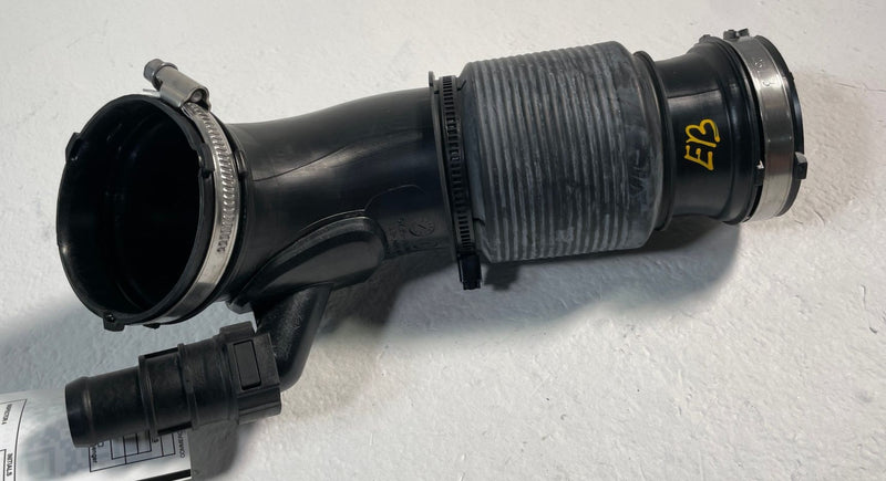 Load image into Gallery viewer, 2021-2025 HYUNDAI SANTA FE ENGINE AIR INTAKE PIPE TUBE 2.5L 28130-L1600 # 106914