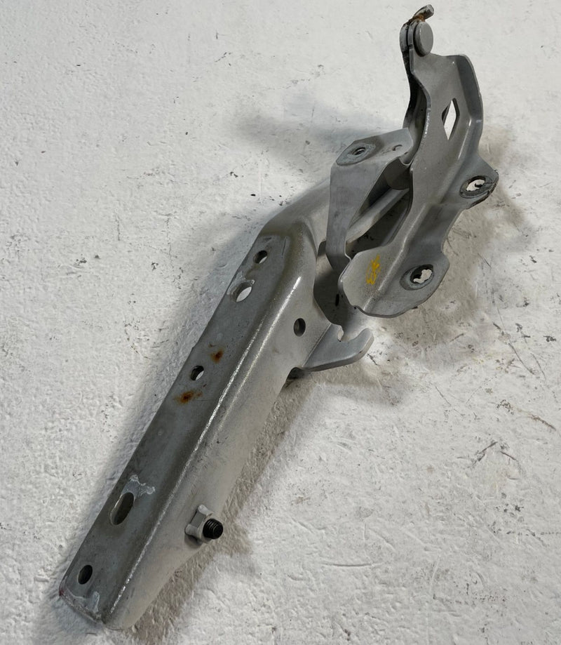 Load image into Gallery viewer, 19-25 ACURA RDX FRONT LEFT & RIGHT SIDE HOOD BONNET HINGES PAIR WHITE # 109709