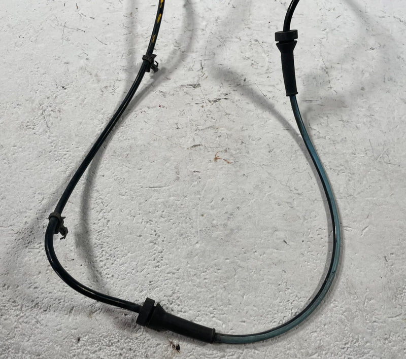 Load image into Gallery viewer, 14-24 INFINITI Q50, 17-22 Q60 FRONT LH & RH SIDE ABS WHEEL SPEED SENSOR # 112469