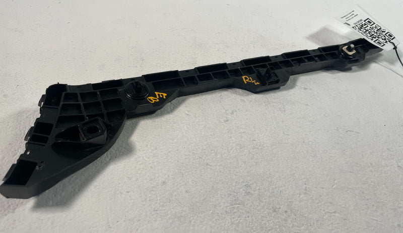 Load image into Gallery viewer, 23-25 HONDA PILOT REAR LEFT DRIVER SIDE BUMPER RETAINER MOUNT BRACKET # 105785