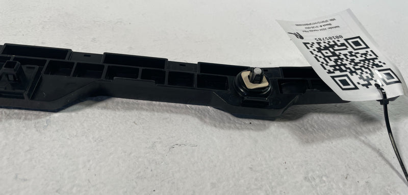Load image into Gallery viewer, 23-25 HONDA PILOT REAR LEFT DRIVER SIDE BUMPER RETAINER MOUNT BRACKET # 105785