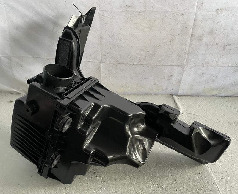 Load image into Gallery viewer, 2014-25 MAZDA CX-5 ENGINE AIR CLEANER INTAKE DUCT HOSE 2.5L PY2V-13-200B #111210