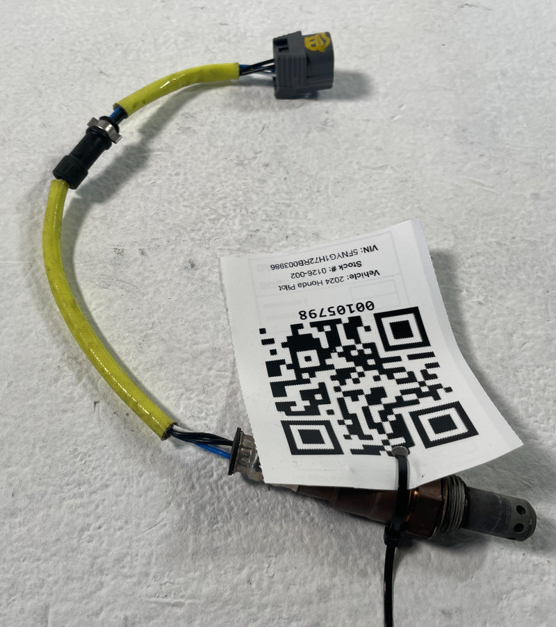 Load image into Gallery viewer, 23-25 HONDA PILOT FRONT RIGHT EMISSION SYSTEM LAMBDA O2 OXYGEN SENSOR # 105798