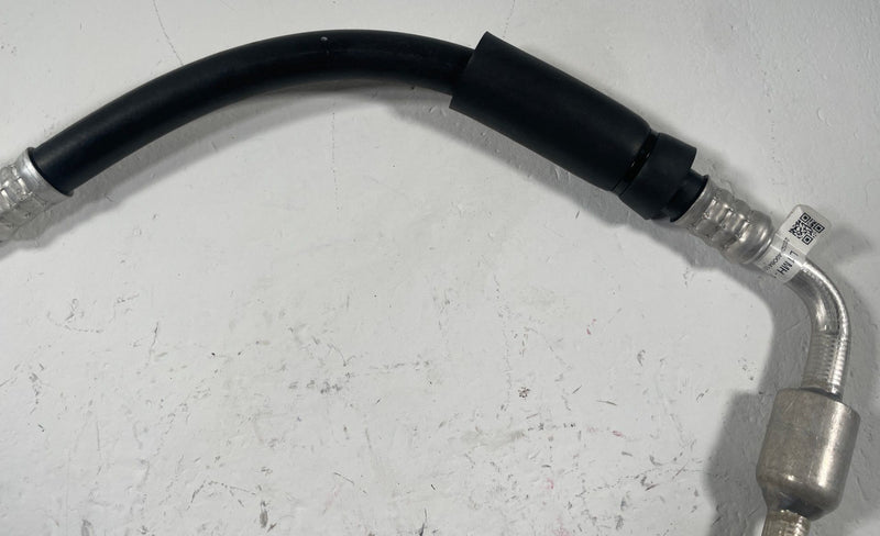Load image into Gallery viewer, 2021 - 2024 FORD EXPLORER A/C AC AIR CONDITIONER SUCTION LINE HOSE 2.3L # 111033