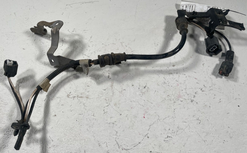 Load image into Gallery viewer, 2020 - 2025 FORD EXPLORER REAR LEFT DRIVER SIDE ABS SPEED WHEEL SENSOR # 111005