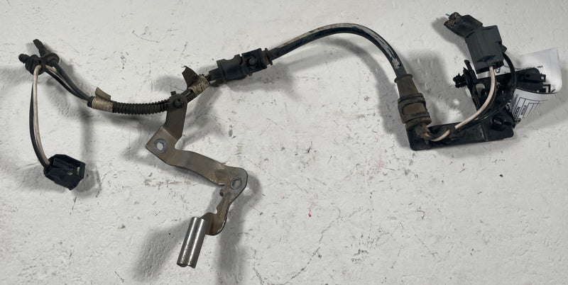 Load image into Gallery viewer, 2020 - 2025 FORD EXPLORER REAR LEFT DRIVER SIDE ABS SPEED WHEEL SENSOR # 111005