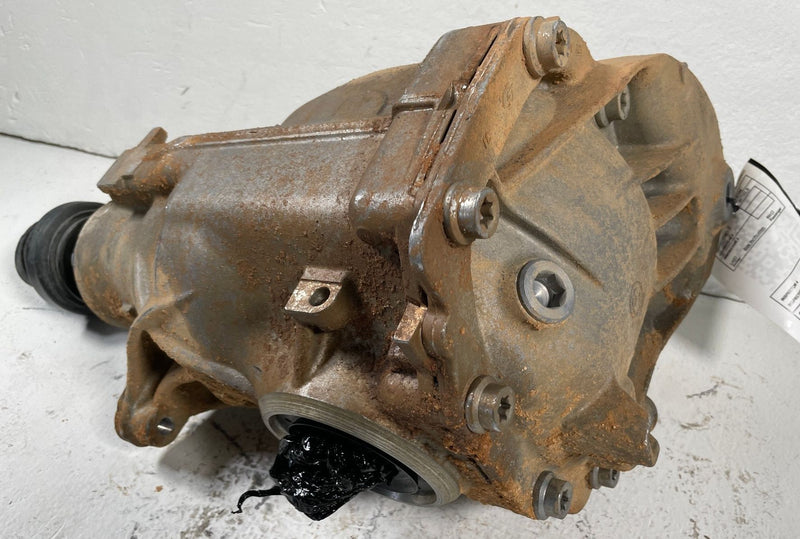 Load image into Gallery viewer, 2018 - 2025 BMW X3 X4 G01 G02 REAR AXLE DIFFERENTIAL CARRIER 2.0L #108339