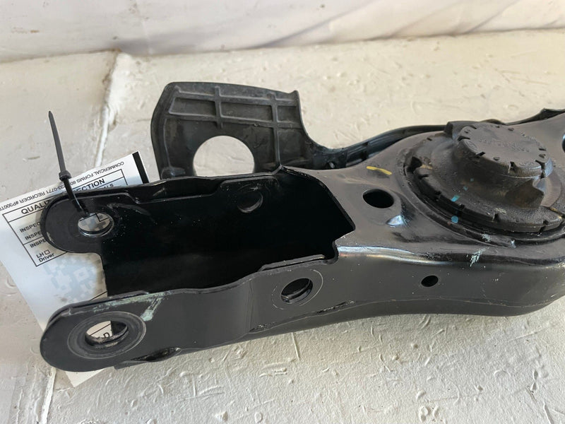 Load image into Gallery viewer, 2022-2026 HYUNDAI SANTA FE FWD REAR LEFT LOWER CONTROL ARM SPRING PERCH # 106949