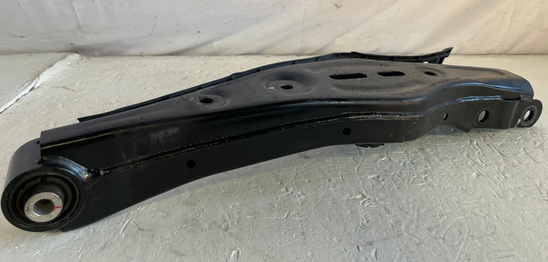 Load image into Gallery viewer, 2022-2026 HYUNDAI SANTA FE FWD REAR LEFT LOWER CONTROL ARM SPRING PERCH # 106949