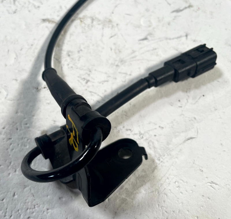 Load image into Gallery viewer, 2019-2026 GENESIS G70 FRONT RIGHT PASSENGER SIDE ABS WHEEL SPEED SENSOR # 113869