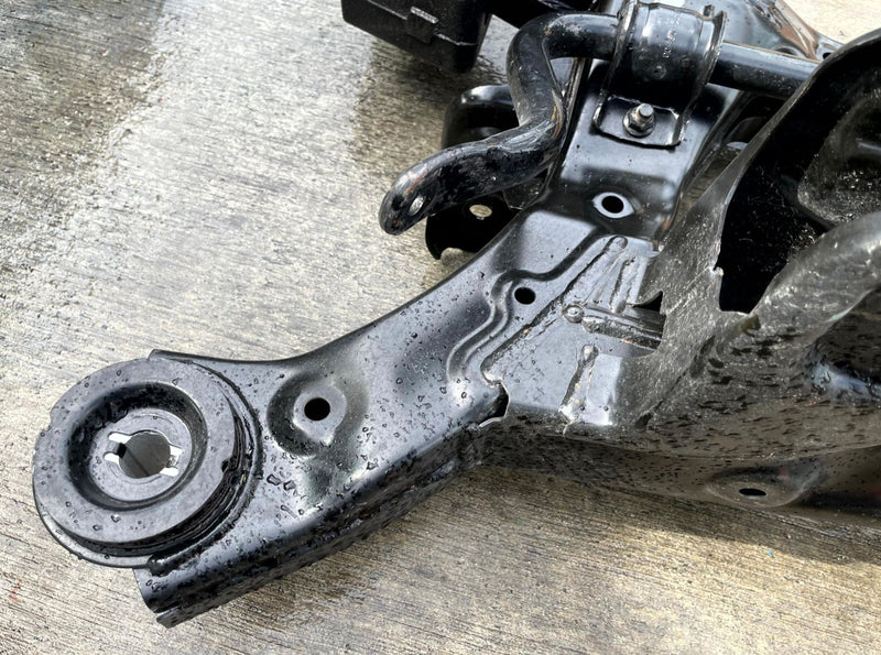 Load image into Gallery viewer, 24-26 HYUNDAI SANTA FE FWD REAR SUSPENSION CRADLE CROSSMEMBER SUBFRAME # 111297