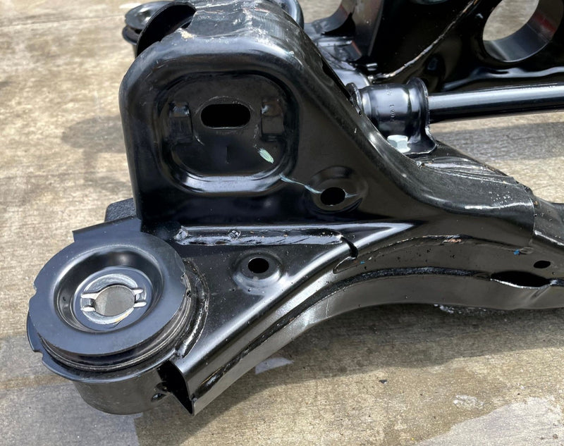 Load image into Gallery viewer, 24-26 HYUNDAI SANTA FE FWD REAR SUSPENSION CRADLE CROSSMEMBER SUBFRAME # 111297