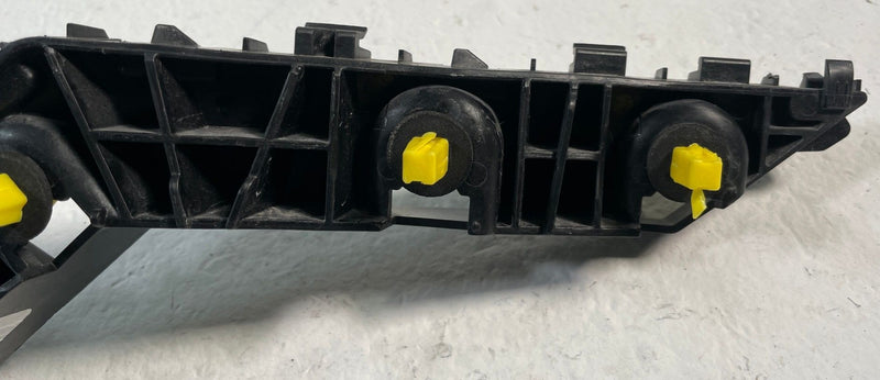 Load image into Gallery viewer, 2024-2026 HYUNDAI SANTA FE REAR LEFT SIDE BUMPER UPPER SUPPORT BRACKET # 106892