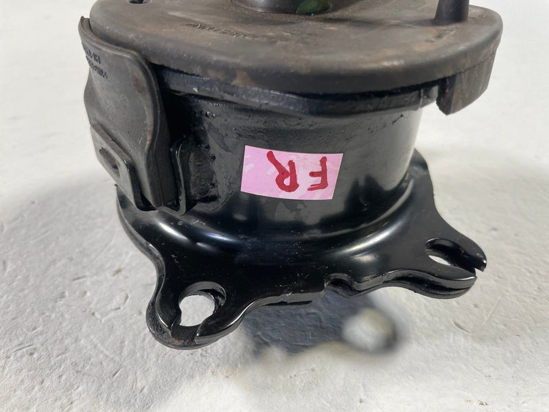 Load image into Gallery viewer, 2022-2026 TOYOTA TUNDRA FRONT RIGHT ENGINE MOUNT INSULATOR BRACKET # 108362