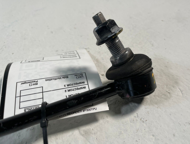 Load image into Gallery viewer, 2019 - 2025 HYUNDAI SANTA FE FRONT LEFT SUSPENSION STABILIZER SWAY BAR # 106887