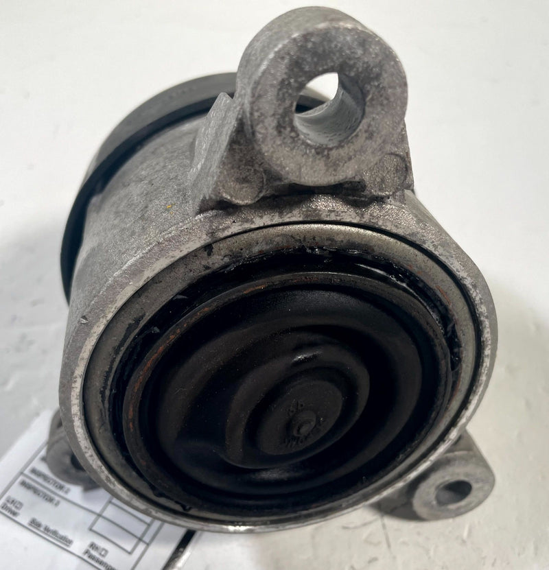 Load image into Gallery viewer, 2019 - 2023 GENESIS G70 FRONT RIGHT PASSENGER SIDE ENGINE MOTOR MOUNT # 113867