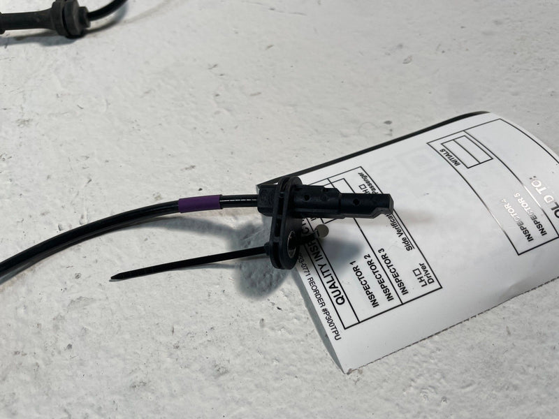 Load image into Gallery viewer, 2024 - 2026 HYUNDAI SANTA FE FRONT LEFT SIDE ABS WHEEL SPEED SENSOR # 106888
