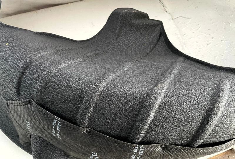 Load image into Gallery viewer, 24-26 HYUNDAI SANTA FE REAR LEFT SIDE QUARTER WHEELHOUSE SPLASH SHIELD # 111299