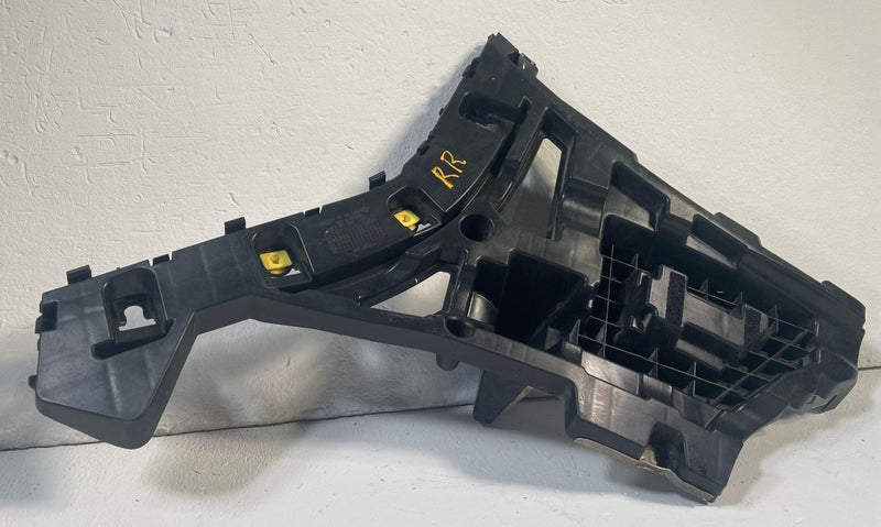 Load image into Gallery viewer, 22-26 GENESIS G70 REAR RIGHT PASSENGER SIDE BUMPER MOUNT SUPPORT BRACKET #113909