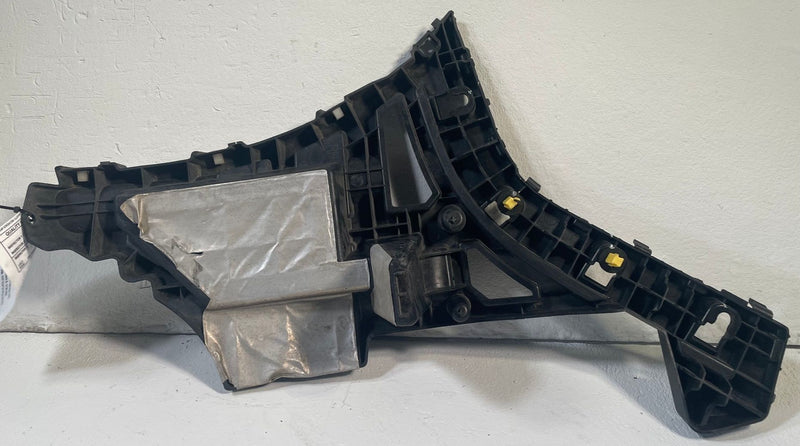 Load image into Gallery viewer, 22-26 GENESIS G70 REAR RIGHT PASSENGER SIDE BUMPER MOUNT SUPPORT BRACKET #113909