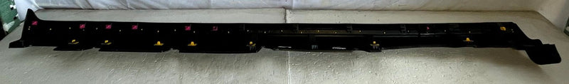 Load image into Gallery viewer, 2022-2024 HYUNDAI IONIQ 5 RIGHT SIDE SKIRT ROCKER PANEL MOLDING BLACK # 108861