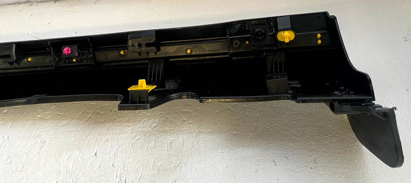 Load image into Gallery viewer, 2022-2024 HYUNDAI IONIQ 5 RIGHT SIDE SKIRT ROCKER PANEL MOLDING BLACK # 108861