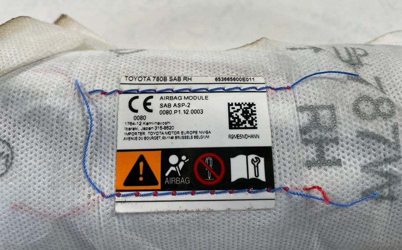 Load image into Gallery viewer, 2022 - 2026 TOYOTA TUNDRA SEQUOIA FRONT RIGHT SIDE SEAT AIRBAG AIR BAG # 108368