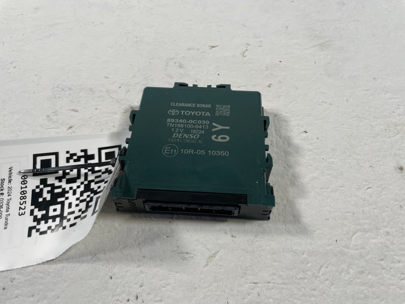 Load image into Gallery viewer, 2022 - 2025 TOYOTA TUNDRA SEQUOIA CLEARANCE SONAR CONTROL MODULE UNIT # 108523
