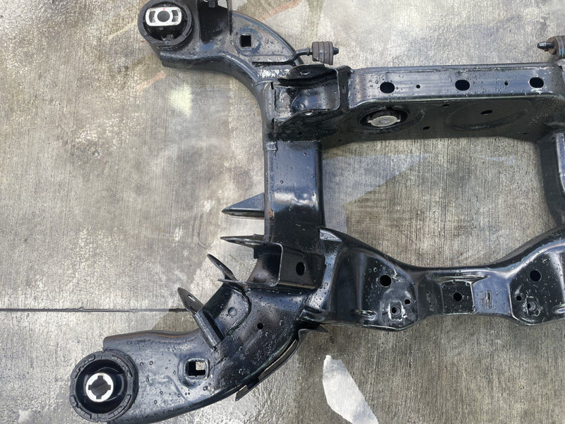 Load image into Gallery viewer, 20-25 FORD EXPLORER REAR UNDERCARRIAGE SUBFRAME CROSSMEMBER CRADLE 2.3L # 111106