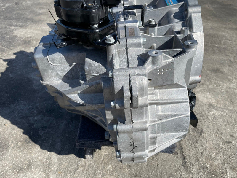 Load image into Gallery viewer, 21-26 HYUNDAI SONATA SANTA FE ENGINE ALTERNATOR GENERATOR ASSEMBLY 2.5L # 106928